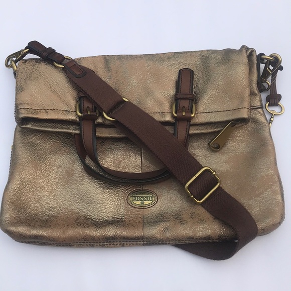 Fossil Handbags - FOSSIL Explorer Tote Fold Over NWOT